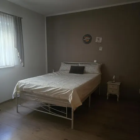 Rockiges Haus Auf Privaten Grundstück Ferienhaus