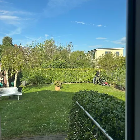 Ferienhaus Rockiges Haus Auf Privaten Grundstück